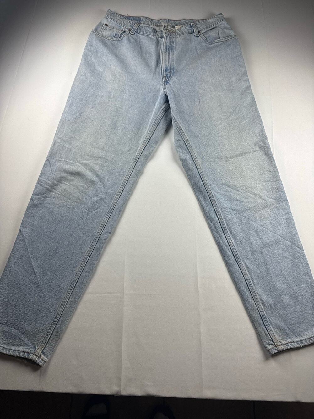 Levi’s 550 Jeans Women’s 16 Made USA Light Wash Relaxed Tapered